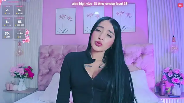 Ariana west  online show from 06-01-26, 02:52