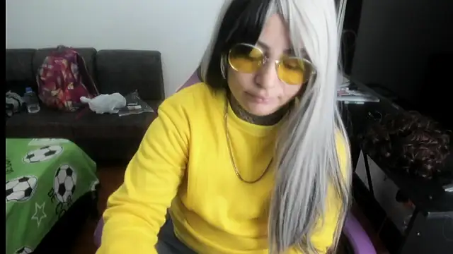 Snapshot of romina23 chatting on 05-17-26, 09:22 romina23 online show from 05-17-26, 09:22