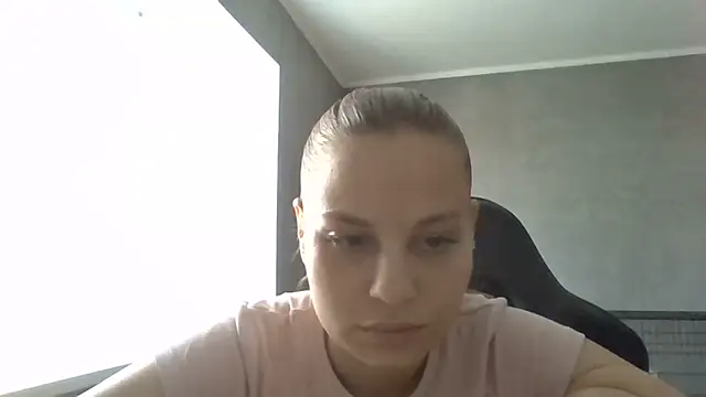 Snapshot of _Linsyy_ee_ chatting on 06-11-26, 10:24 Linsyy ee online show from 06-11-26, 10:24