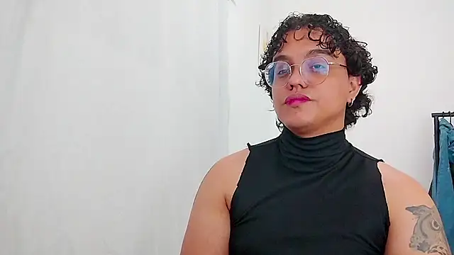 Diane exotic online show from 04-28-26, 02:27