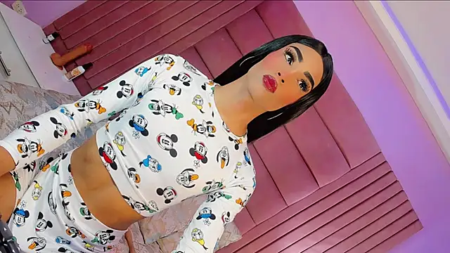 Darianavelazquez online show from 06-06-26, 04:39
