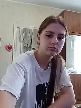 Snapshot of Miss-Venom chatting on 06-28-26, 12:11 Miss-Venom online show from 06-28-26, 12:11