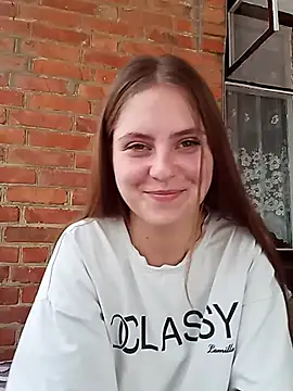 Snapshot of Miss-Venom chatting on 07-17-26, 11:17 Miss-Venom online show from 07-17-26, 11:17