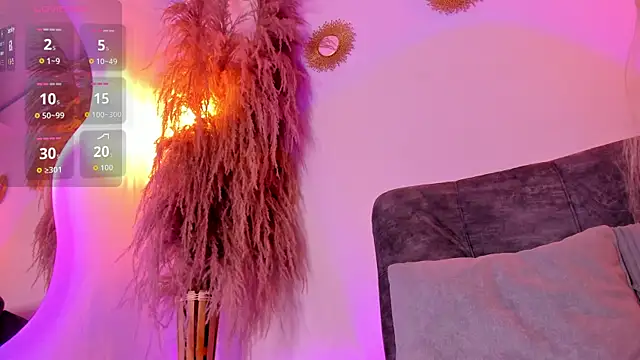 hailey sky  online show from 06-23-26, 07:23