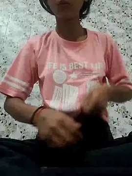 Snapshot of NOOR__MALIKA chatting on 05-10-26, 07:46 NOOR MALIKA online show from 05-10-26, 07:46
