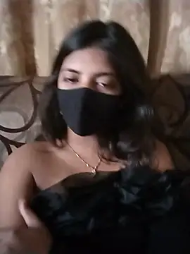 Snapshot of NAUGHTY-RASHI chatting on 05-27-26, 01:57 NAUGHTY-RASHI online show from 05-27-26, 01:57