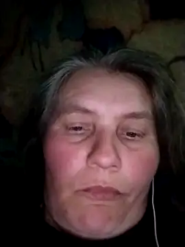 Snapshot of IrisMaris37 chatting on 04-30-26, 03:40 IrisMaris37 online show from 04-30-26, 03:40
