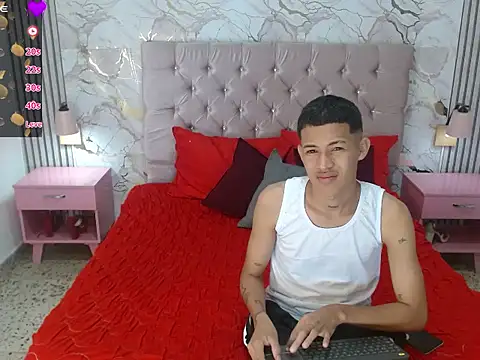 Snapshot of PhillipCox chatting on 05-15-26, 12:34 PhillipCox online show from 05-15-26, 12:34
