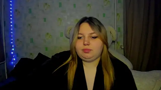 LillyHaigh online show from 05-06-26, 01:03