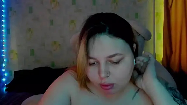 LillyHaigh online show from 05-13-26, 06:33