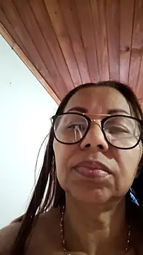 Snapshot of Ladymilf12 chatting on 07-12-26, 05:59 Ladymilf12 online show from 07-12-26, 05:59