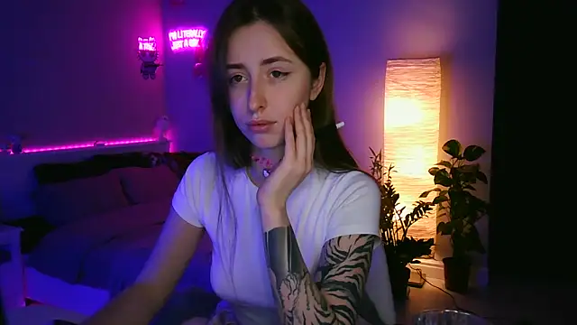 Snapshot of she_tora69 chatting on 04-29-26, 08:04 she tora69 online show from 04-29-26, 08:04