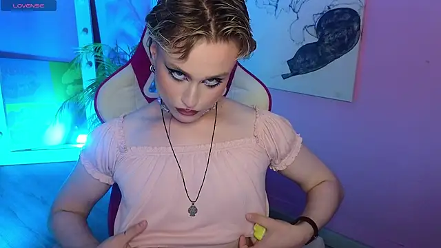 cumboydoll online show from 07-06-26, 09:06