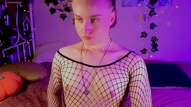 cumboydoll online show from 07-10-26, 08:44