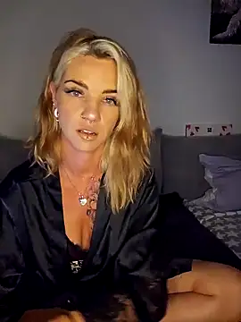 Amazing Bella online show from 05-12-26, 07:44