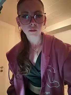 Lina-420 online show from 05-15-26, 08:16