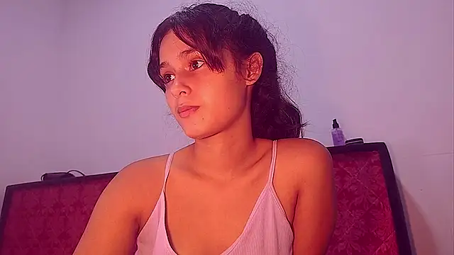 Baby Elisee online show from 07-18-26, 03:44