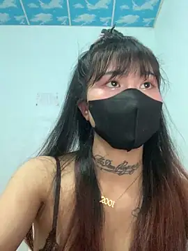 Snapshot of Lilyy18 chatting on 04-30-26, 01:06 Lilyy18 online show from 04-30-26, 01:06