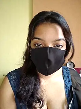 vanika2000 online show from 05-19-26, 05:47