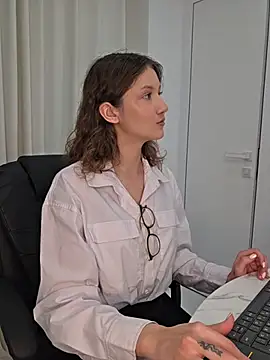 Aria Alves online show from 07-07-26, 04:44