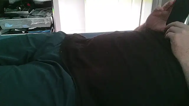 horny-bear89 online show from 05-25-26, 09:10