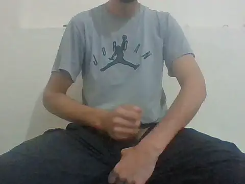 Snapshot of aminwahch chatting on 05-10-26, 12:43 aminwahch online show from 05-10-26, 12:43