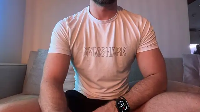 Snapshot of gymshrk chatting on 05-20-26, 04:40 gymshrk online show from 05-20-26, 04:40