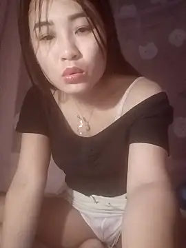 Snapshot of Pivi12 chatting on 05-11-26, 06:05 Pivi12 online show from 05-11-26, 06:05