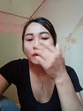 Snapshot of Pivi12 chatting on 05-22-26, 07:37 Pivi12 online show from 05-22-26, 07:37