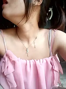 Snapshot of Pivi12 chatting on 05-29-26, 03:48 Pivi12 online show from 05-29-26, 03:48