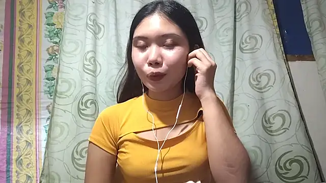 Snapshot of RegenaKhanponaphan chatting on 05-08-26, 05:13 RegenaKhanponaphan online show from 05-08-26, 05:13