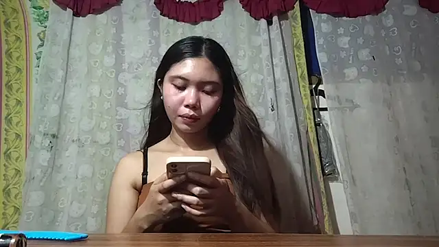 Snapshot of RegenaKhanponaphan chatting on 05-26-26, 01:12 RegenaKhanponaphan online show from 05-26-26, 01:12
