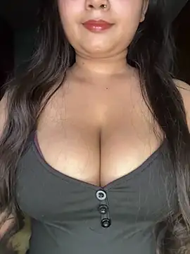 Snapshot of Naughty_pooja44 chatting on 05-05-26, 07:38 Naughty pooja44 online show from 05-05-26, 07:38