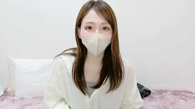 momoka  o0 online show from 05-19-26, 04:30