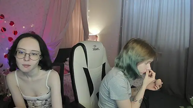 Elira Vane online show from 05-29-26, 03:15