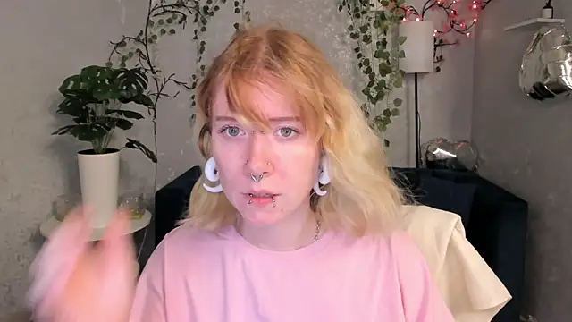 Elira Vane online show from 06-22-26, 03:08