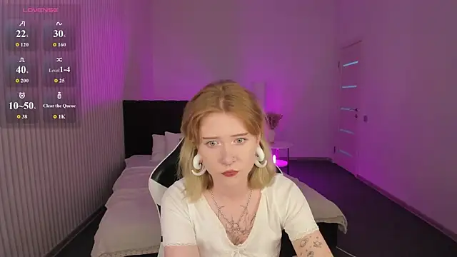 Elira Vane online show from 07-23-26, 03:04
