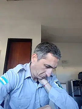 Alejandro83bsf online show from 05-09-26, 07:41