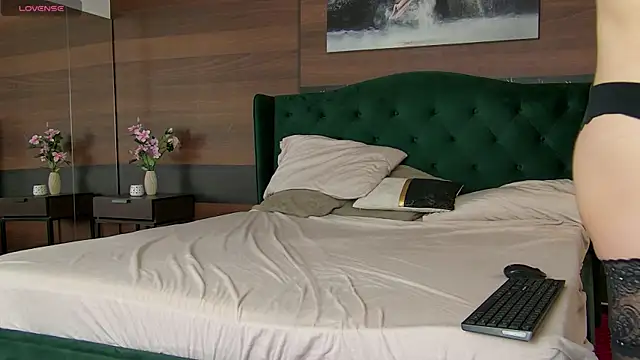 AlyceBeau online show from 05-22-26, 06:09