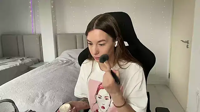 PrincesSsLilu online show from 05-09-26, 08:41