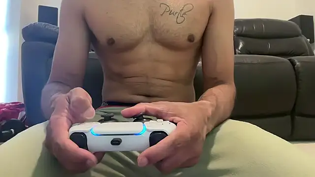 Ukguy25 online show from 07-20-26, 02:30