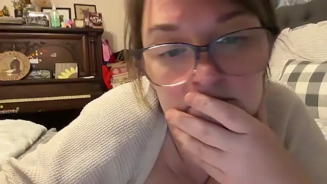 InnocentBasin19 online show from 04-29-26, 03:27