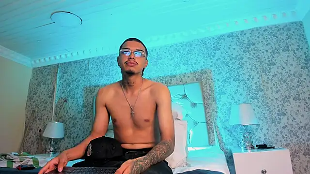 TysonRiggs online show from 04-30-26, 03:35