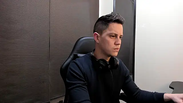KendricTorres online show from 07-11-26, 11:24