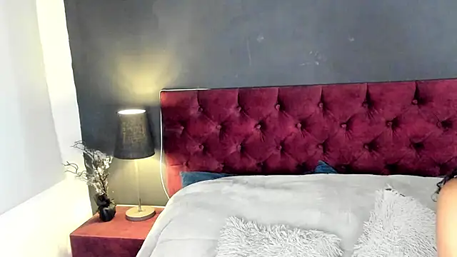 Snapshot of ZiaNoir_ chatting on 06-24-26, 05:12 ZiaNoir online show from 06-24-26, 05:12