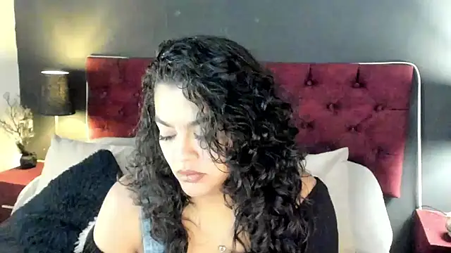 Snapshot of ZiaNoir_ chatting on 07-05-26, 03:41 ZiaNoir online show from 07-05-26, 03:41