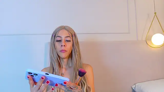 ZoeyPetit online show from 05-08-26, 11:15