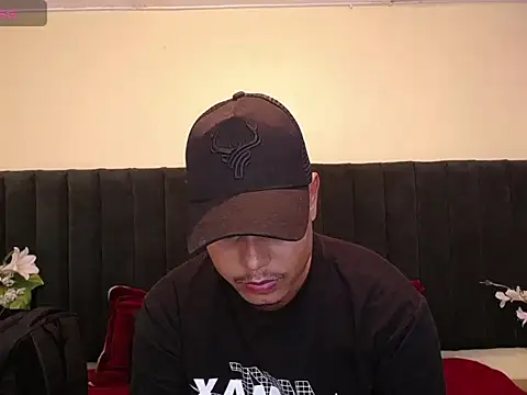 noah oliver1 online show from 05-01-26, 05:17