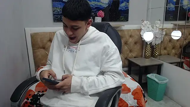 Ethanx18  online show from 05-16-26, 04:09