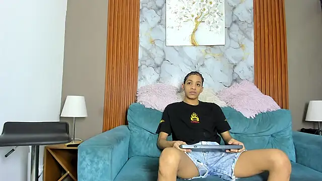 LOVE GUYS1 online show from 05-01-26, 01:26